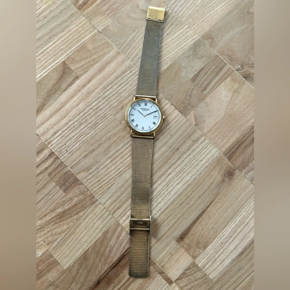 Raymond Weil 18K Gold Pl Luxury Watch White Dial Gold Case Gold-Tone Bracelet